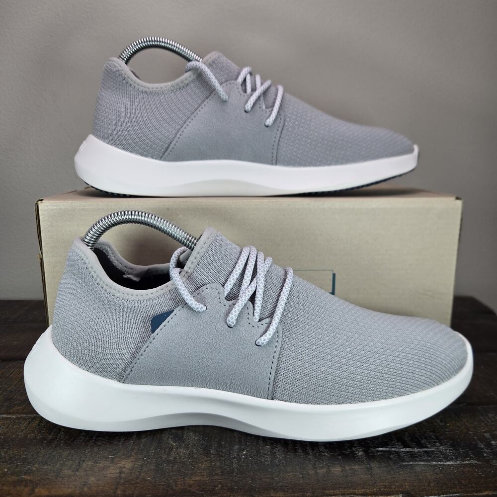 Vessi Everyday Classic Womens Size 9 Waterproof Shoes Sneakers Mist Grey White